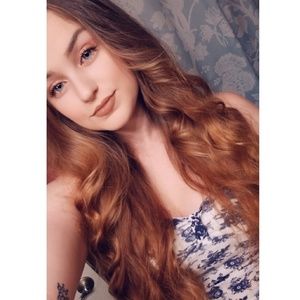 Meet your Posher, Lauren